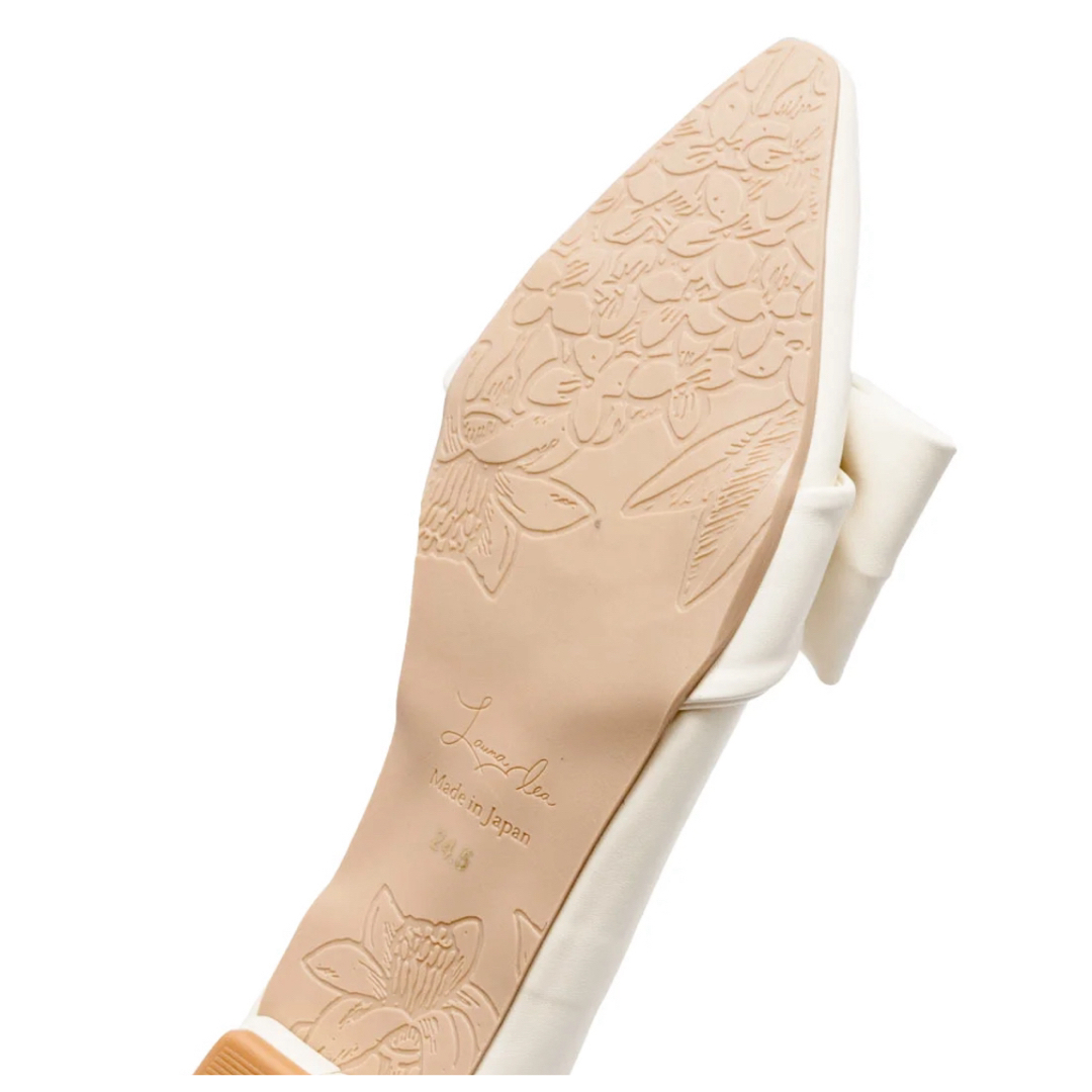 リボンサイドカットフラットパンプス レディースの靴/シューズ(ハイヒール/パンプス)の商品写真