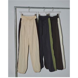 トゥデイフル(TODAYFUL)のNylon Line Pants(カジュアルパンツ)