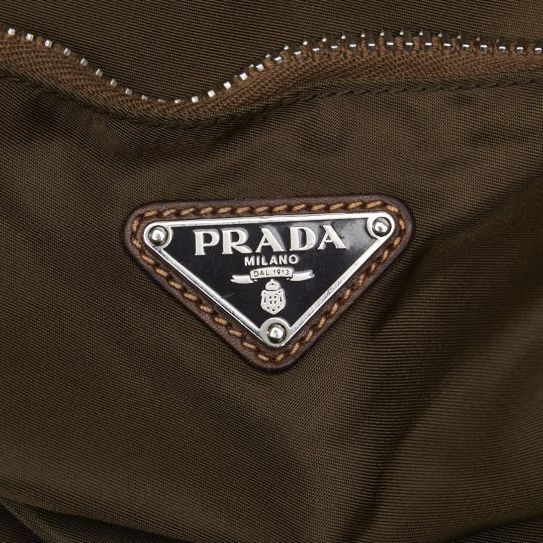 PRADA(プラダ)の美品 プラダ 三角ロゴプレート ガーメント ハンドバッグ ショルダーバッグ 2WAY ナイロン メンズ PRADA 【1-0145473】 メンズのバッグ(ショルダーバッグ)の商品写真