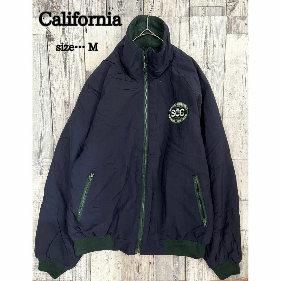 お得♪☆California ネイビー　ブルゾン　Ｍ　ワッペン　アウター　裏起毛 メンズのジャケット/アウター(ダウンジャケット)の商品写真