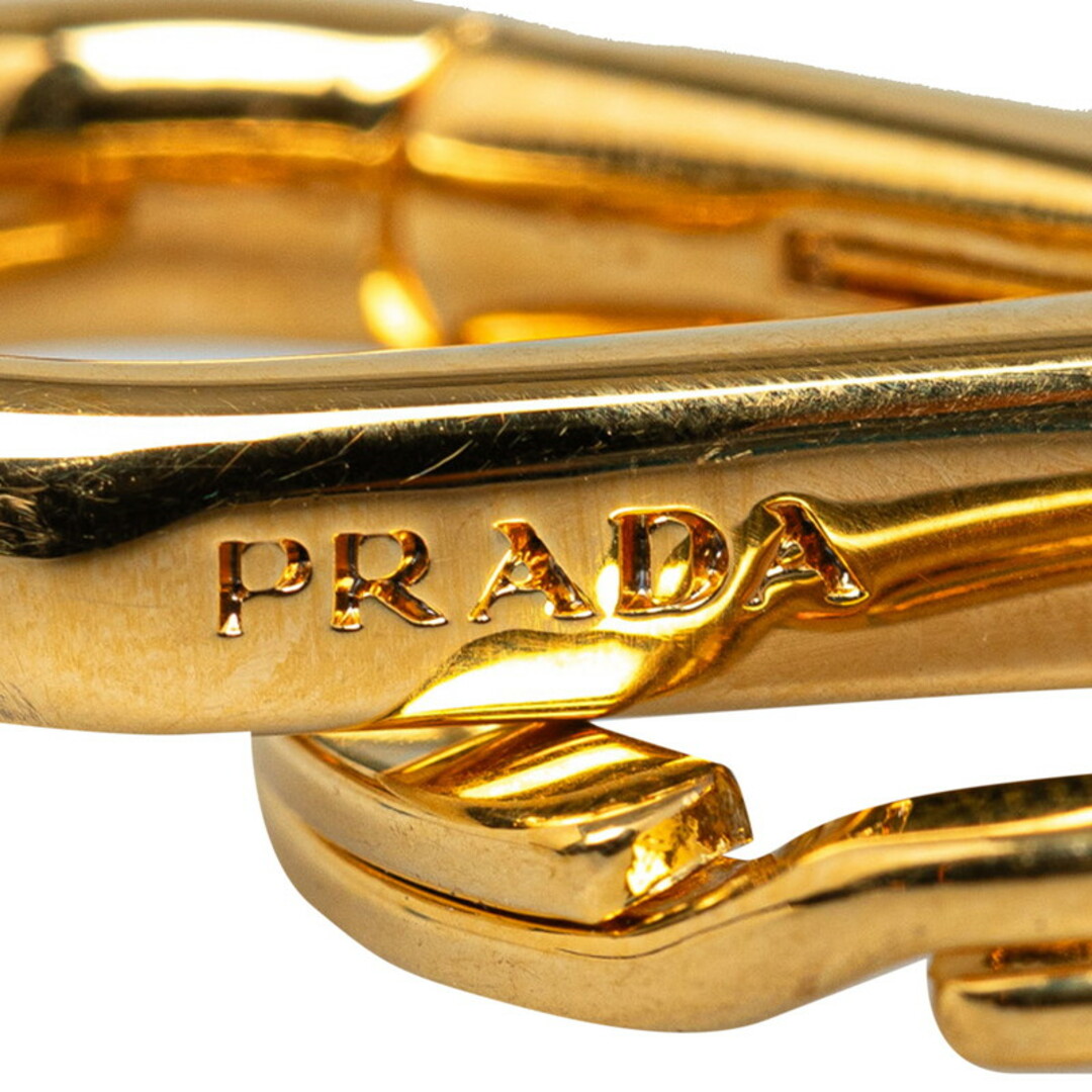 PRADA(プラダ)の美品 プラダ ロゴプレート 花 フラワー モチーフ キーリング キーホルダー メッキ レディース PRADA 【1-0147329】 メンズのファッション小物(キーホルダー)の商品写真