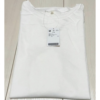 ベルーナ(Belluna)の新品タグ付き　ベルーナ　綿100% プルオーバー　　長袖Tシャツ(Tシャツ(長袖/七分))