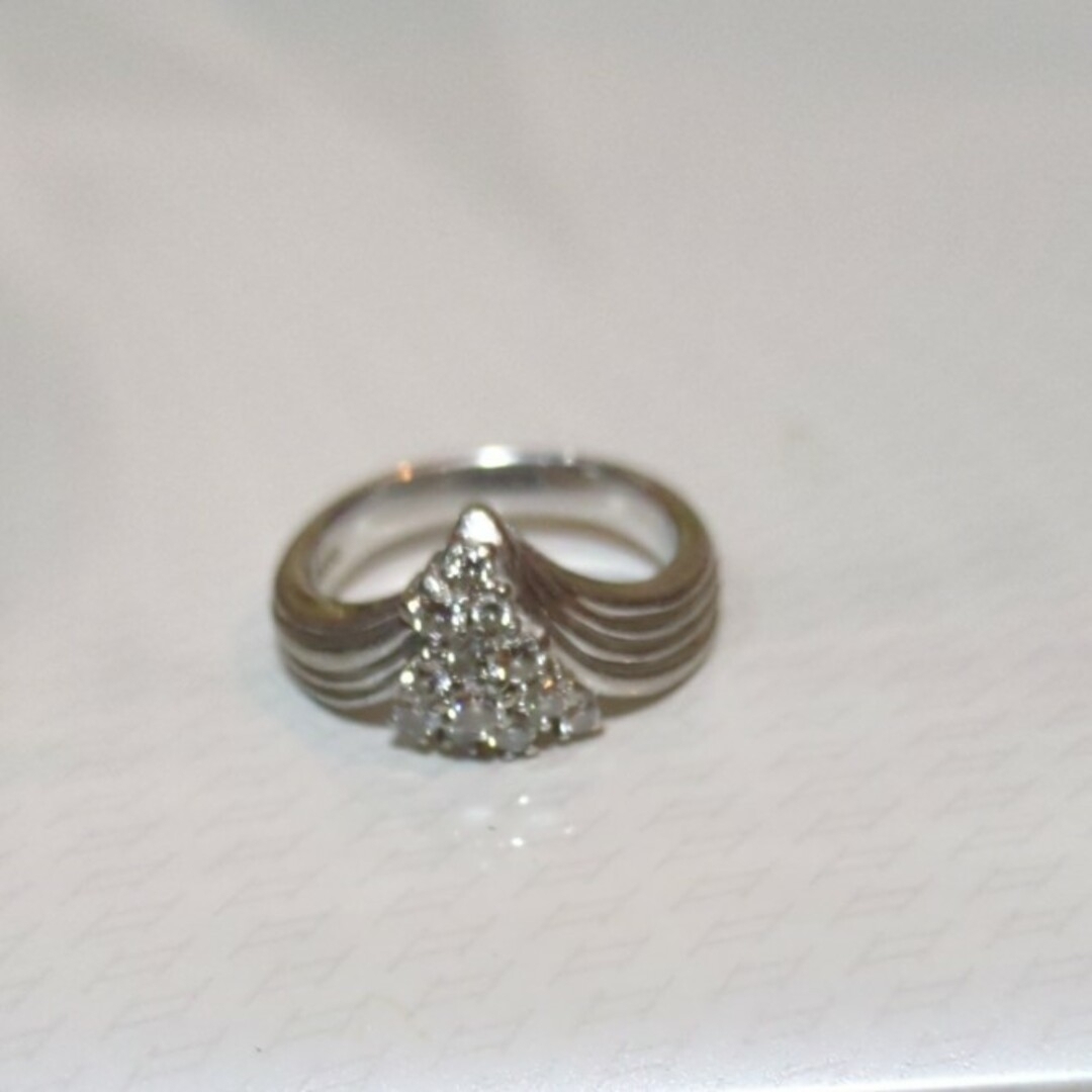 プラチナ　ダイヤモンドリング レディースのアクセサリー(リング(指輪))の商品写真