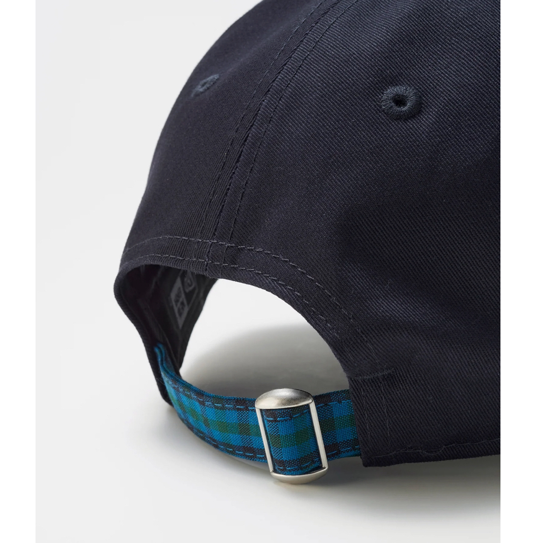 NEW ERA(ニューエラー)の新品　完売　ファミリア　ニューエラ　帽子　コラボ　キャップ　大人　ネイビー メンズの帽子(キャップ)の商品写真