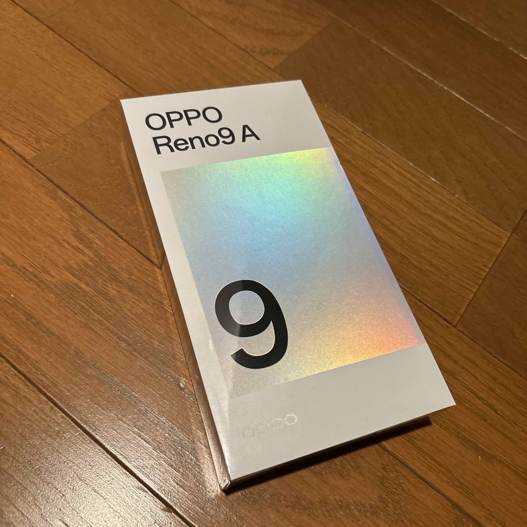 OPPO(オッポ)の【新品未開封】OPPO Reno9 A ムーンホワイト SIMフリー スマホ/家電/カメラのスマートフォン/携帯電話(スマートフォン本体)の商品写真