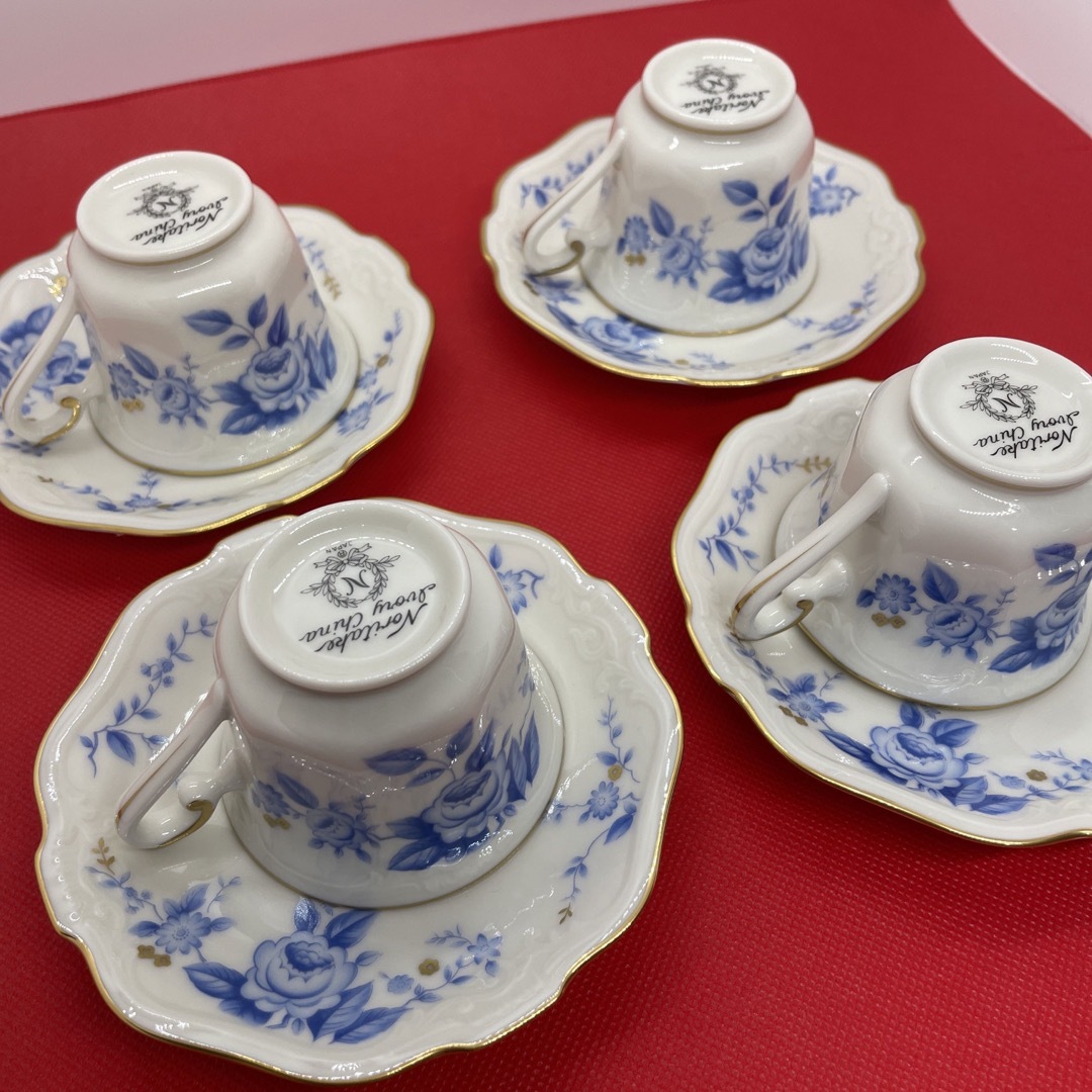 Noritake(ノリタケ)の美品 ノリタケ アイボリーチャイナ ブルーローズ デミタスカップ&ソーサー 4客 インテリア/住まい/日用品のキッチン/食器(グラス/カップ)の商品写真