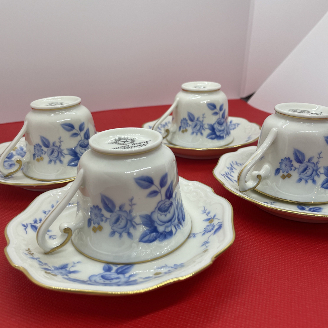 Noritake(ノリタケ)の美品 ノリタケ アイボリーチャイナ ブルーローズ デミタスカップ&ソーサー 4客 インテリア/住まい/日用品のキッチン/食器(グラス/カップ)の商品写真