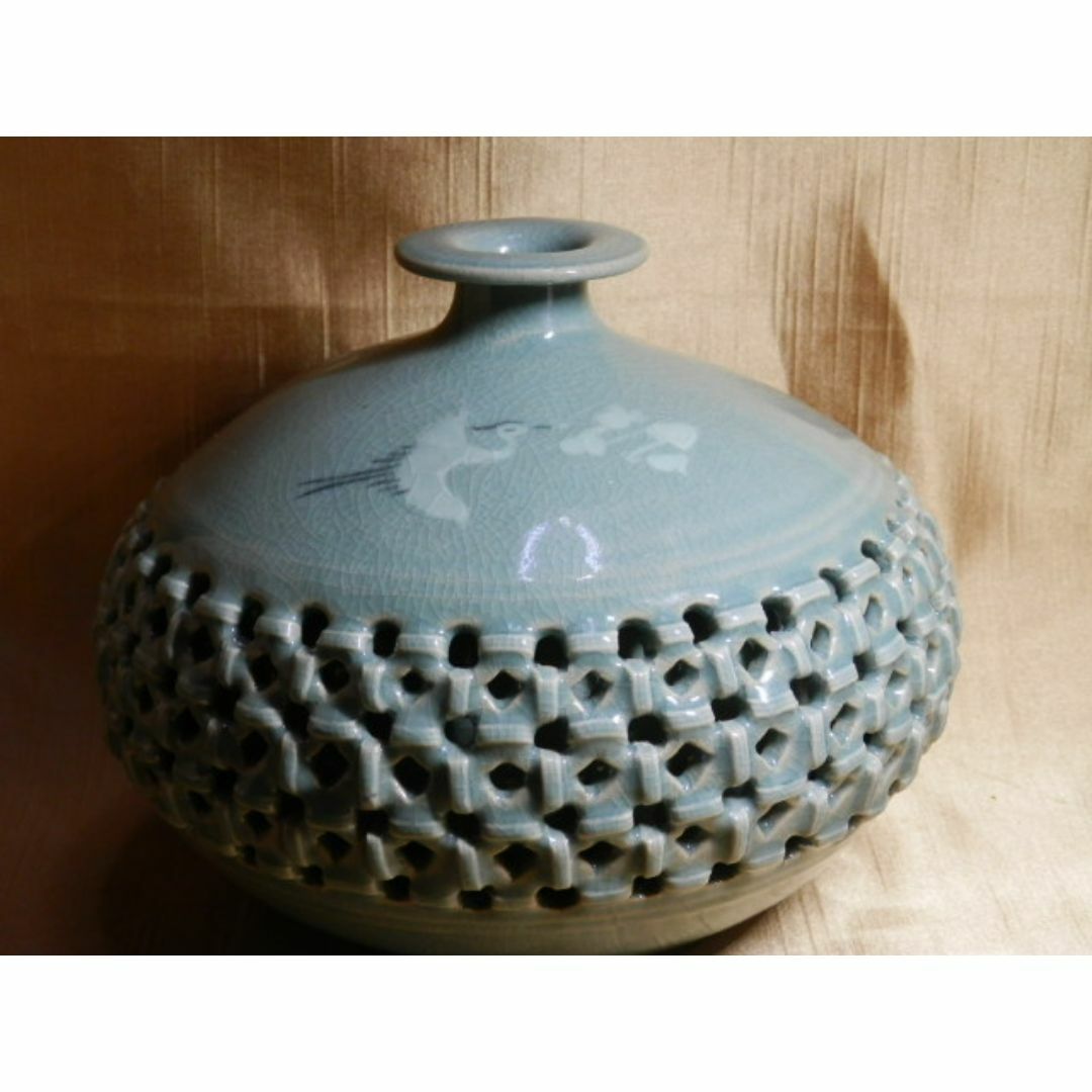 青磁花瓶 峰鶴窯 安峰鶴作 新高麗陶磁器 高13cm 口2.5cm の通販 青磁花瓶 峰鶴窯 安峰鶴作 新高麗陶磁器 高13cm 口2.5cm の通販