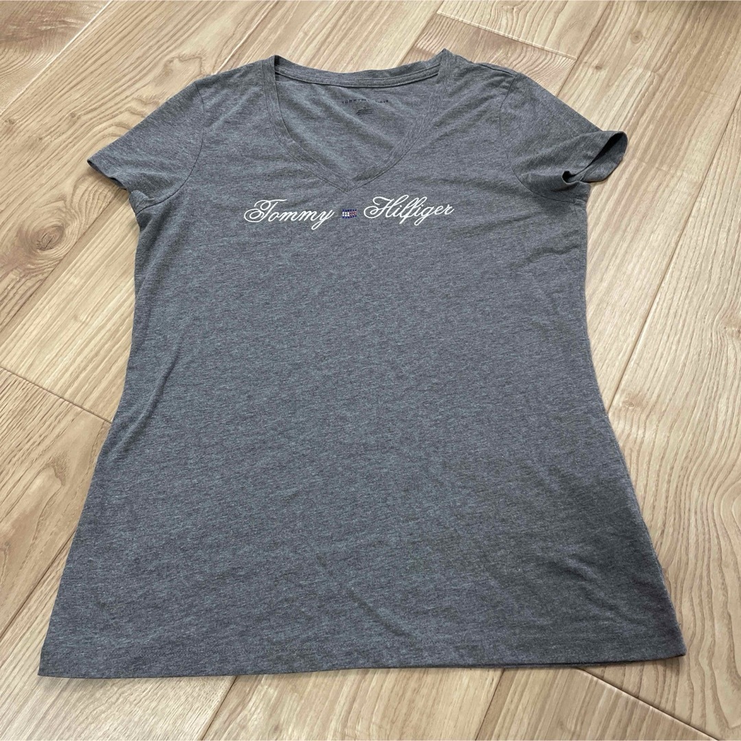 TOMMY HILFIGER(トミーヒルフィガー)のトミーヒルフィガー　半袖Tシャツ　レディース　フレンチスリーブ レディースのトップス(Tシャツ(半袖/袖なし))の商品写真