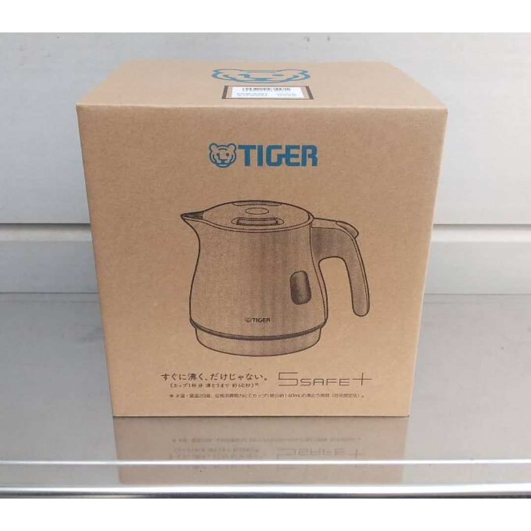 TIGER(タイガー)の新品タイガー電気ケトル0.6LPCM-A061 スマホ/家電/カメラの生活家電(電気ケトル)の商品写真