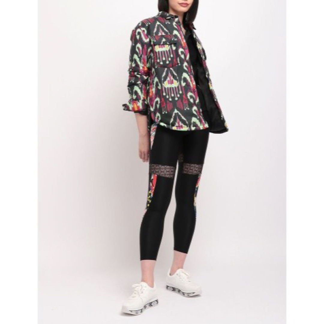 DESIGUAL(デシグアル)の新品✨タグ付き♪定価23,800円　デシグアル　中綿　軽やかなコート　大特価‼️ レディースのジャケット/アウター(その他)の商品写真