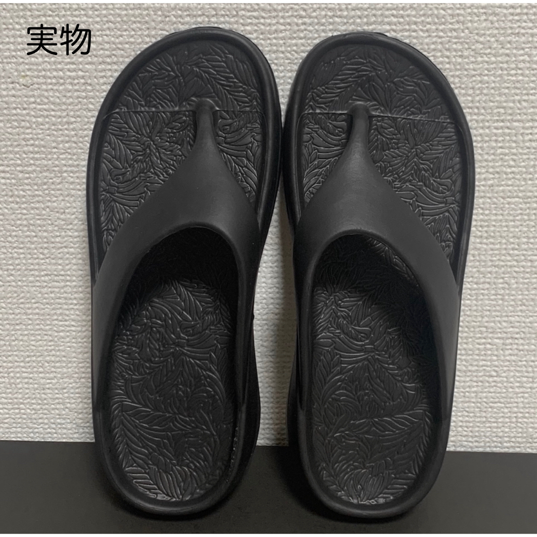 リカバリートングサンダル フラットサンダル 黒 ブラック 22.5cm-23cm レディースの靴/シューズ(サンダル)の商品写真