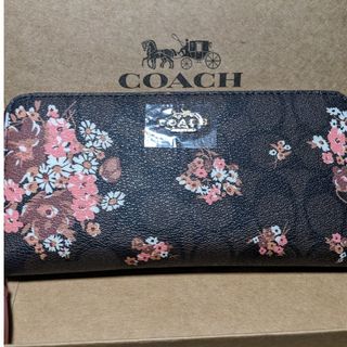 コーチ(COACH)のCOACH 長財布　黒系シグネチャー花柄模様(財布)