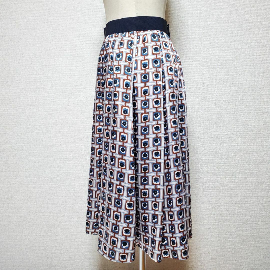 ANAYI(アナイ)のANAYI アナイ スカート 総柄 サイズ38（約Mサイズ相当） レディースのスカート(ひざ丈スカート)の商品写真