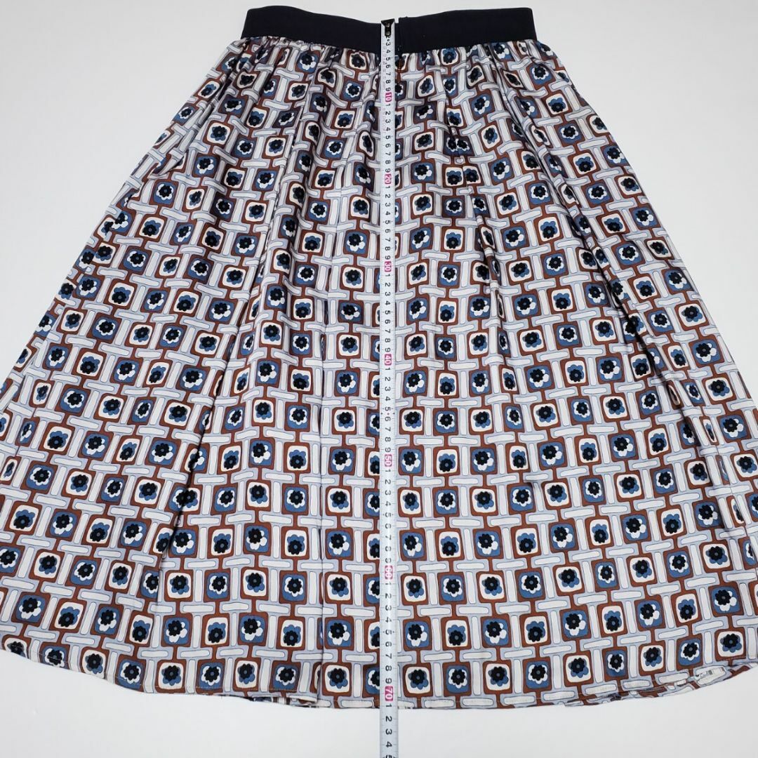 ANAYI(アナイ)のANAYI アナイ スカート 総柄 サイズ38（約Mサイズ相当） レディースのスカート(ひざ丈スカート)の商品写真