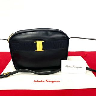 Salvatore Ferragamo - 極 美品 Salvatore Ferragamo サルヴァトーレフェラガモ ヴァラリボン カーフレザー ネイビー ショルダーバッグ  59675