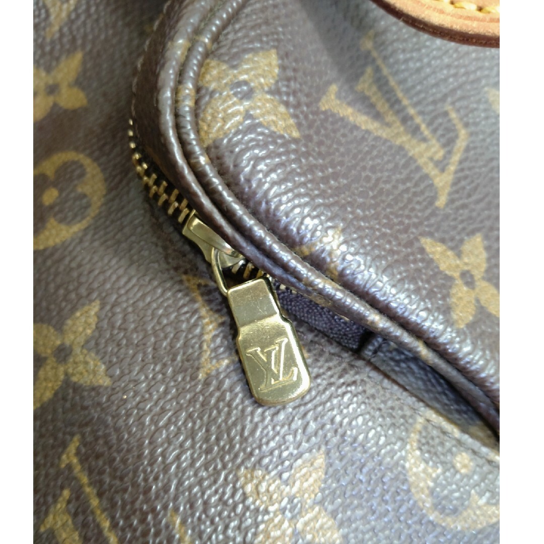 LOUIS VUITTON(ルイヴィトン)のLOUISVUITTON【モンスリ リュック】 レディースのバッグ(リュック/バックパック)の商品写真