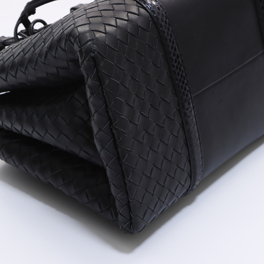 Bottega Veneta(ボッテガヴェネタ)のボッテガヴェネタ BOTTEGAVENETA レザー ハンドバッグ レディースのバッグ(ハンドバッグ)の商品写真