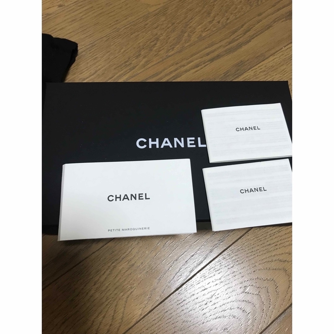 CHANEL(シャネル)の専用★シャネル ポーチ キャビアスキン  CHANEL ポーチ レディースのファッション小物(ポーチ)の商品写真