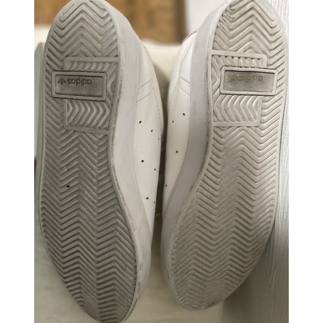 adidas(アディダス)のadidas seek☆レディースレザースニーカー　24.0㎝　送料無料！ レディースの靴/シューズ(スニーカー)の商品写真