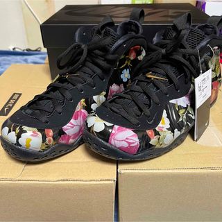 ナイキ(NIKE)の新品 NIKE フォームポジット フローラル(スニーカー)