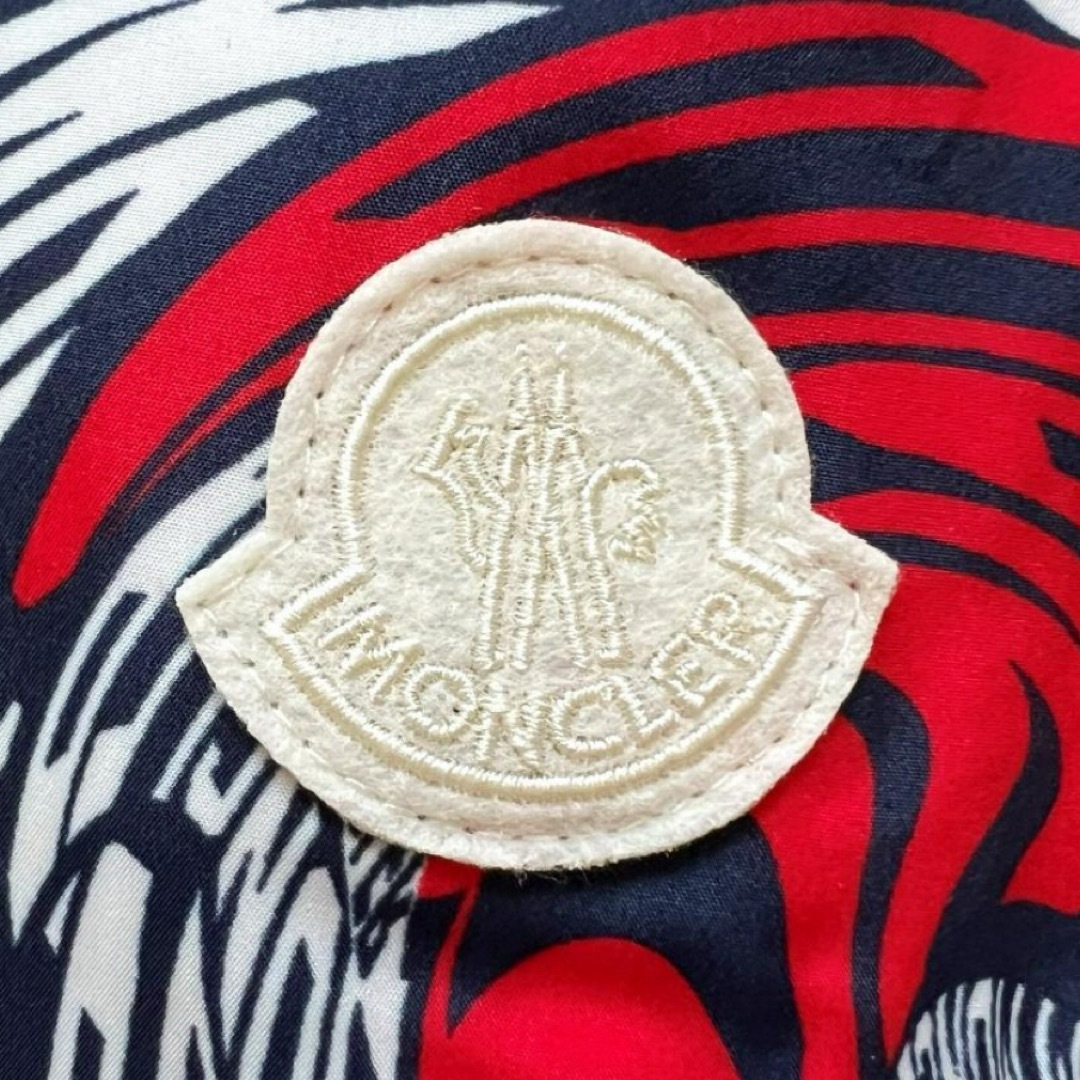 MONCLER(モンクレール)の【新品未使用タグ付き】MONCLER モンクレール ワッペン付き バケットハット メンズの帽子(ハット)の商品写真