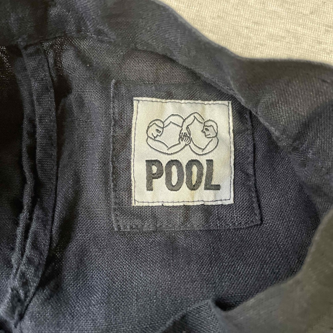 IDEE(イデー)のＩＤＥＥ   POOL   いろいろの服 スタンドカラーブラウス  ネイビー レディースのトップス(シャツ/ブラウス(半袖/袖なし))の商品写真