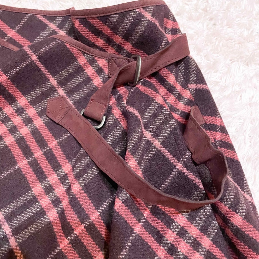 BURBERRY BLUE LABEL(バーバリーブルーレーベル)のBURBERRY BLULABEL 巻きスカートノバチェック　サイズS レディースのスカート(ひざ丈スカート)の商品写真