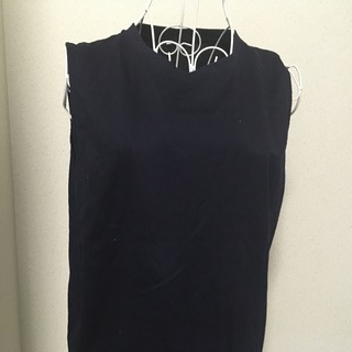 ユニクロ(UNIQLO)のユニクロ　ノースリーブ　T シャツ　美品(Tシャツ(半袖/袖なし))