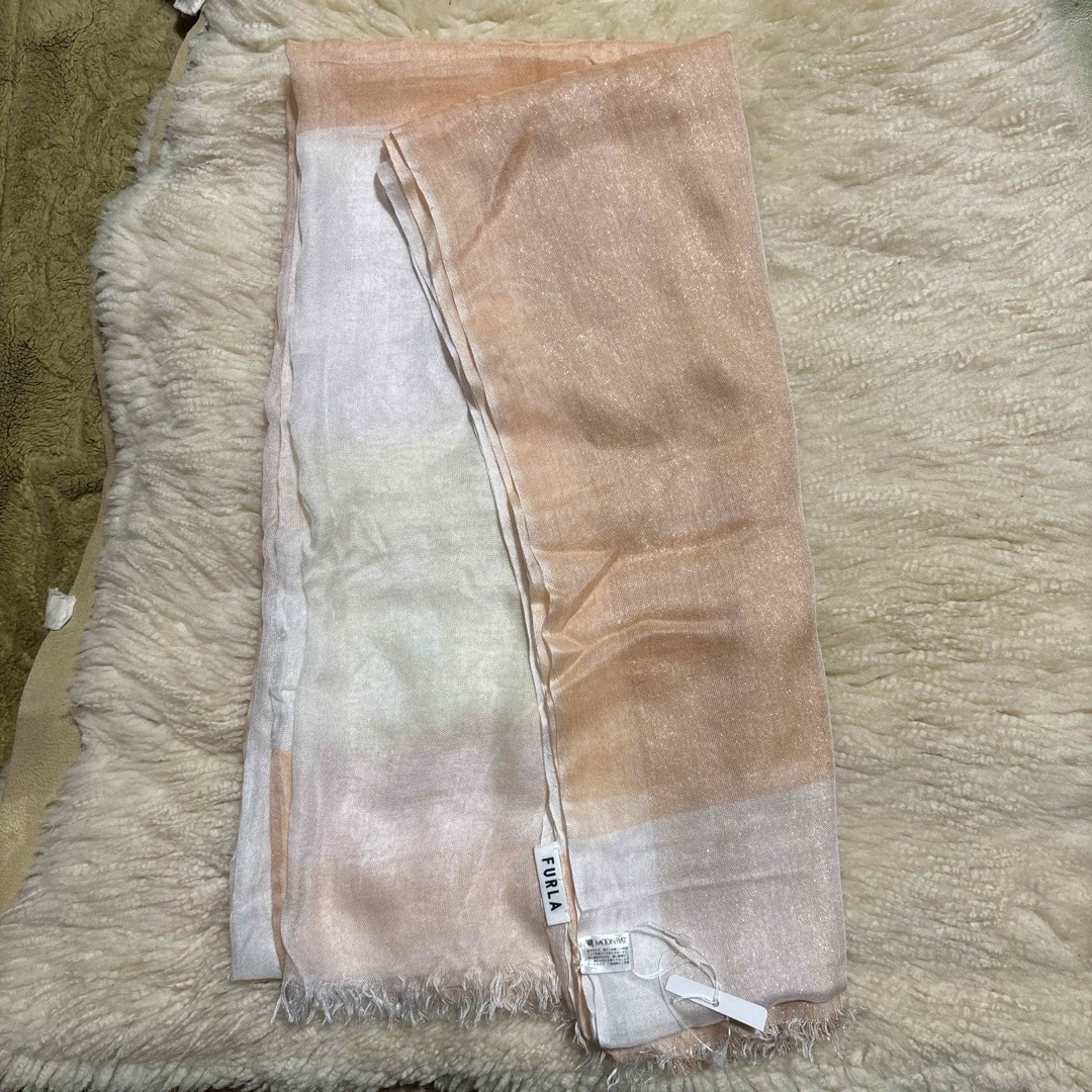 Furla(フルラ)のFURLA フルラ 大判 UV対策 ストール レディースのファッション小物(ストール/パシュミナ)の商品写真
