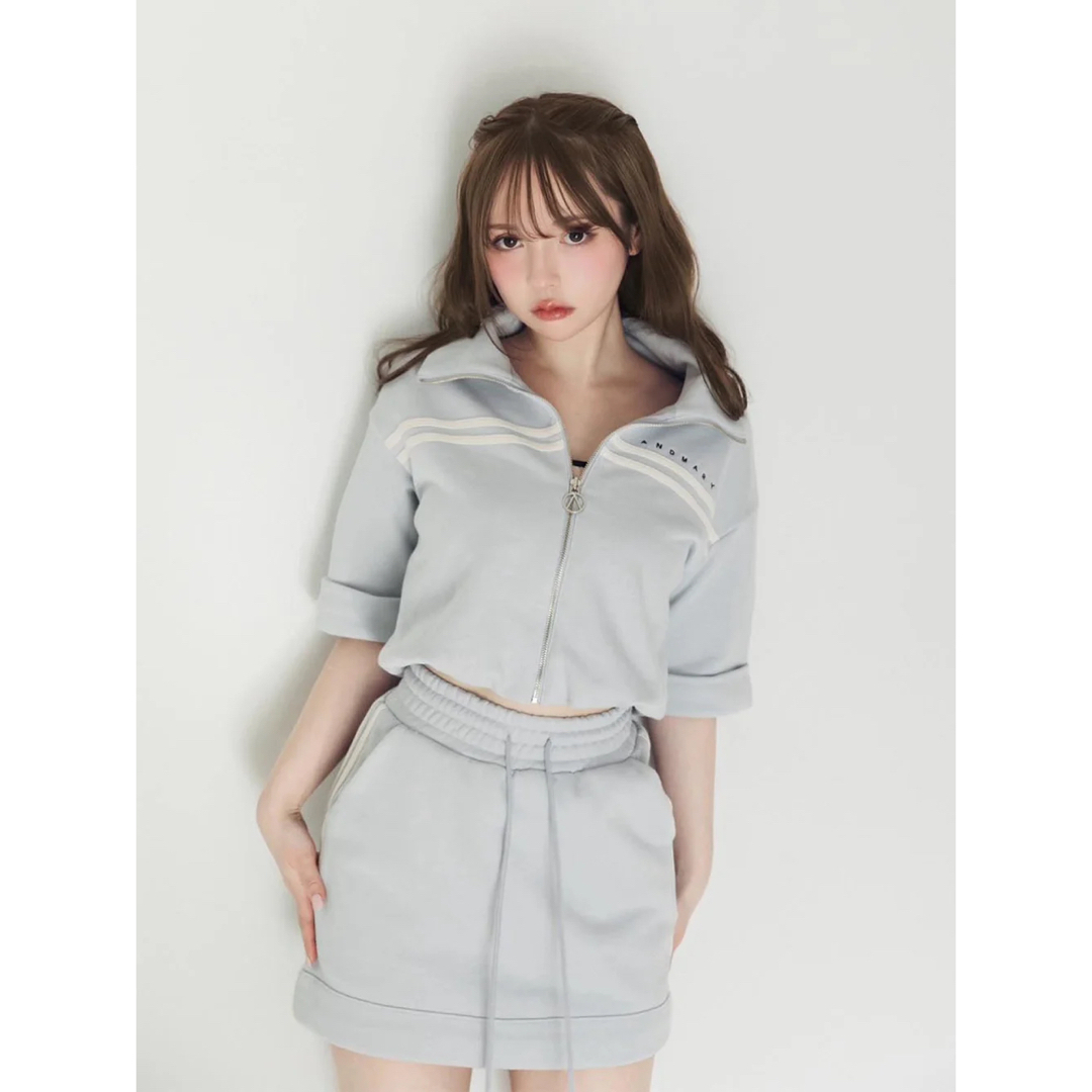 andmary ami line zip tops mini skirt レディースのトップス(パーカー)の商品写真