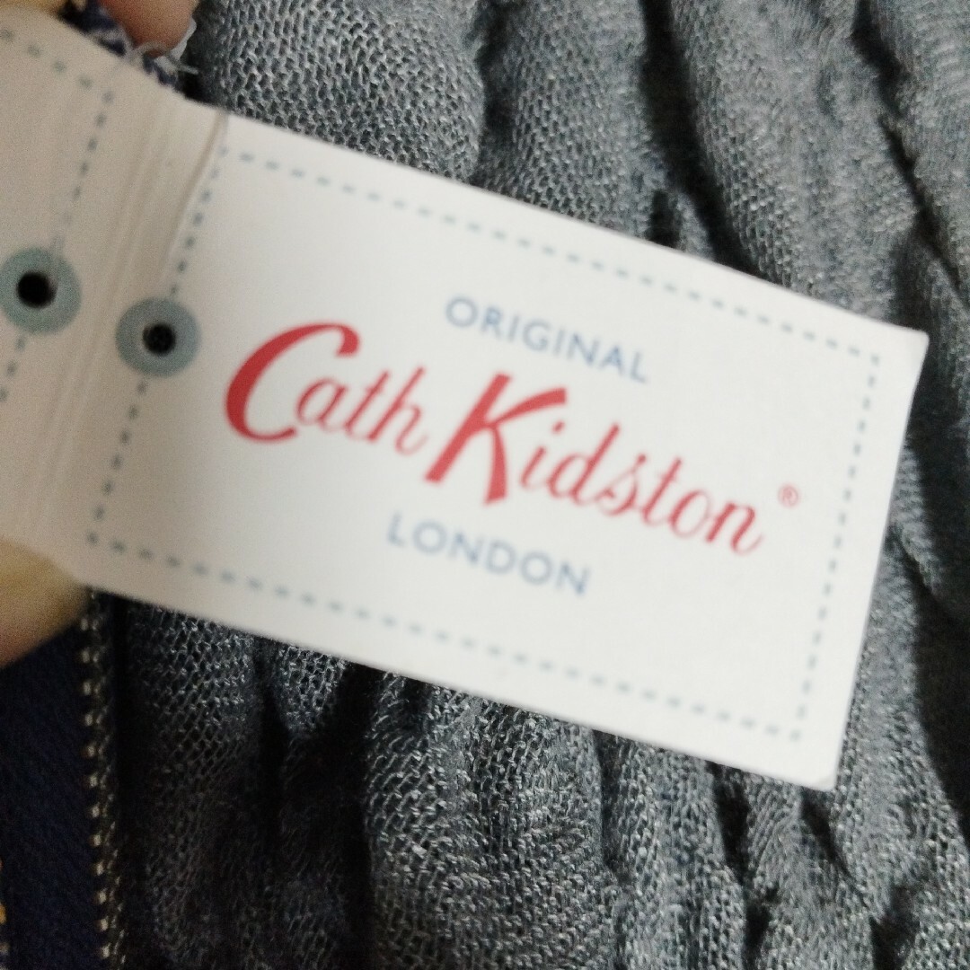 Cath Kidston(キャスキッドソン)の新品タグ付き✰キャス・キッドソン　シェル柄デニム風長財布　ビームス好きに レディースのファッション小物(財布)の商品写真