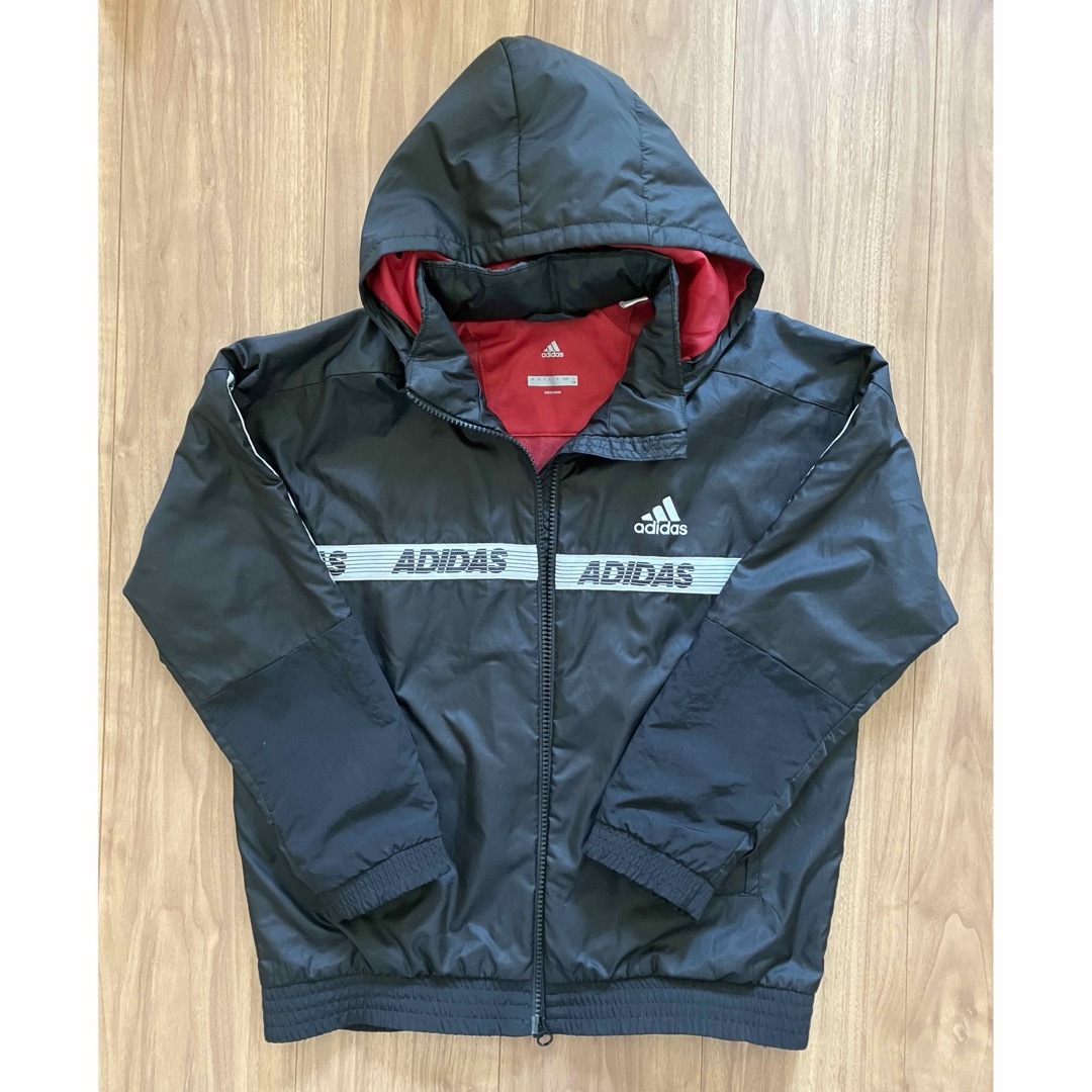 adidas(アディダス)のアディダス　ジャンパー　140 キッズ/ベビー/マタニティのキッズ服男の子用(90cm~)(ジャケット/上着)の商品写真