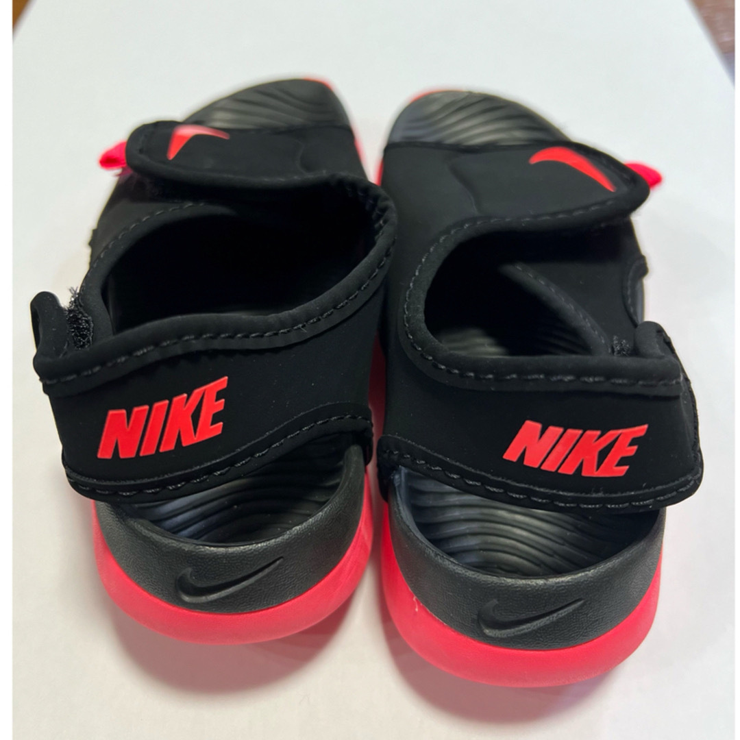 NIKE(ナイキ)のNIKE サンダル 17㎝ ナイキ 美品 キッズ/ベビー/マタニティのキッズ靴/シューズ(15cm~)(サンダル)の商品写真