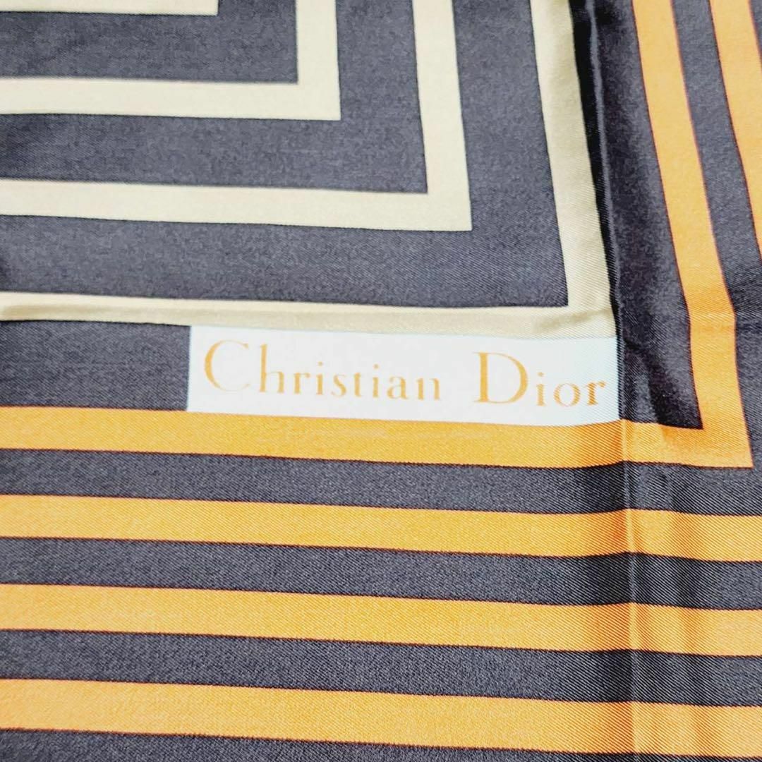 Christian Dior(クリスチャンディオール)の★Dior★ スカーフ 幾何学模様 シルク ブラウン グリーン オレンジ レディースのファッション小物(バンダナ/スカーフ)の商品写真