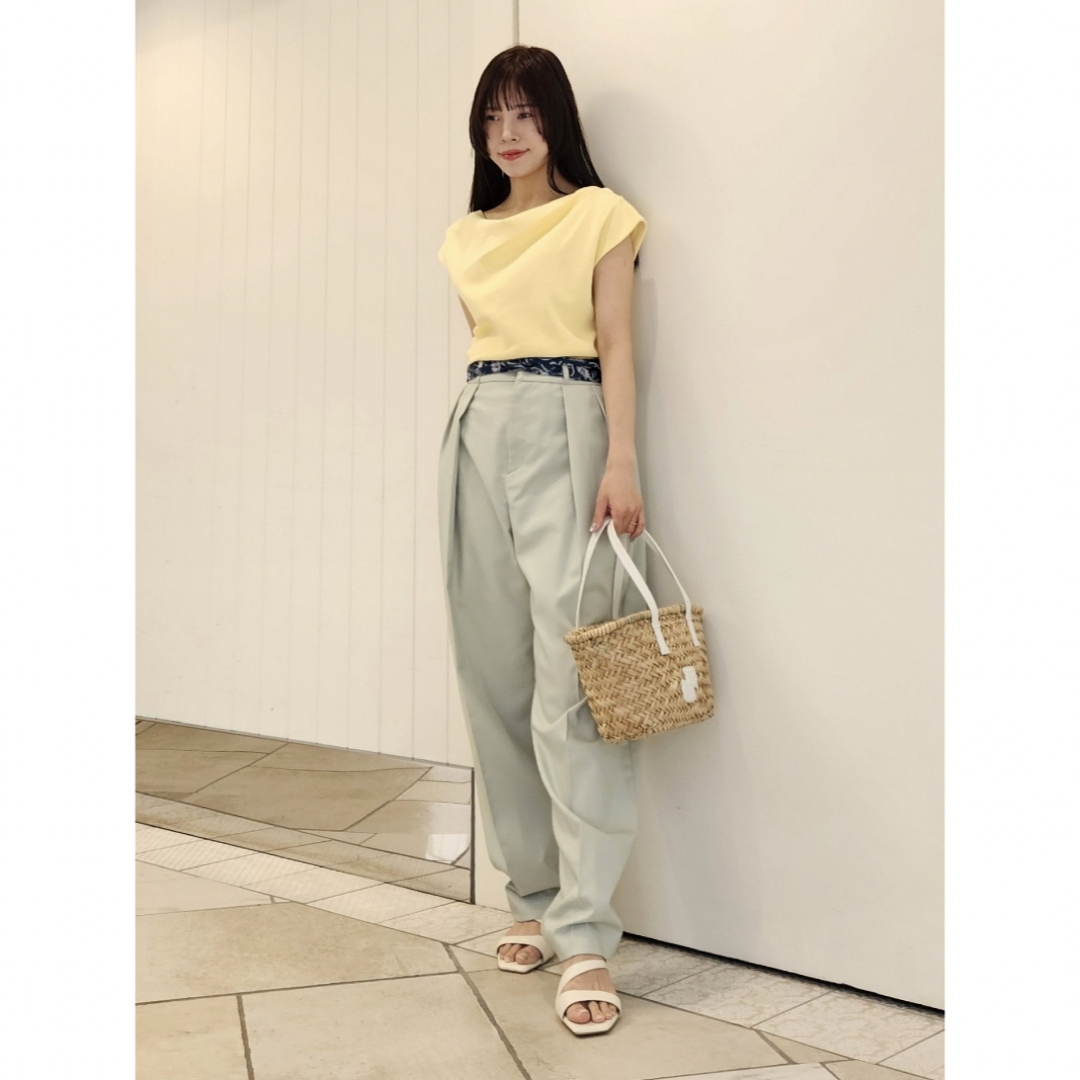 Lily Brown(リリーブラウン)のLILYBROWN リリーブラウン フレンチドレープニットトップス 24ss レディースのトップス(Tシャツ(半袖/袖なし))の商品写真