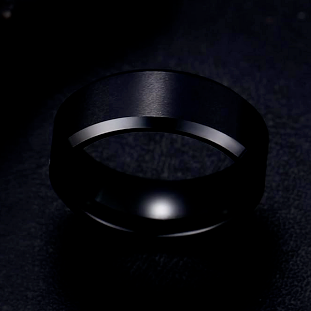 【RN133】リング　アクセサリー 　メンズ 　ブラック　黒　タングステン メンズのアクセサリー(リング(指輪))の商品写真
