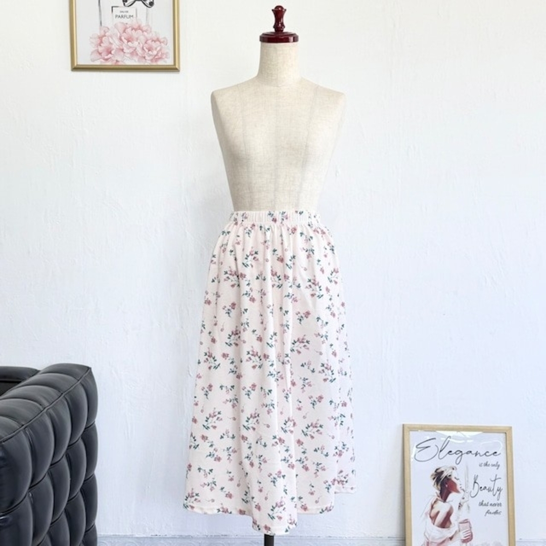 新品　スカート　フレアスカート　Aラインスカート　小花柄スカート レディースのスカート(ロングスカート)の商品写真