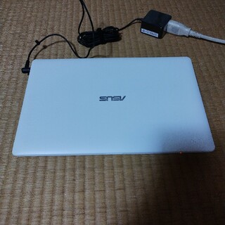 エイスース(ASUS)のASUS ノートPC VivoBook X200MA-KXWHITE CELE…(ノートPC)