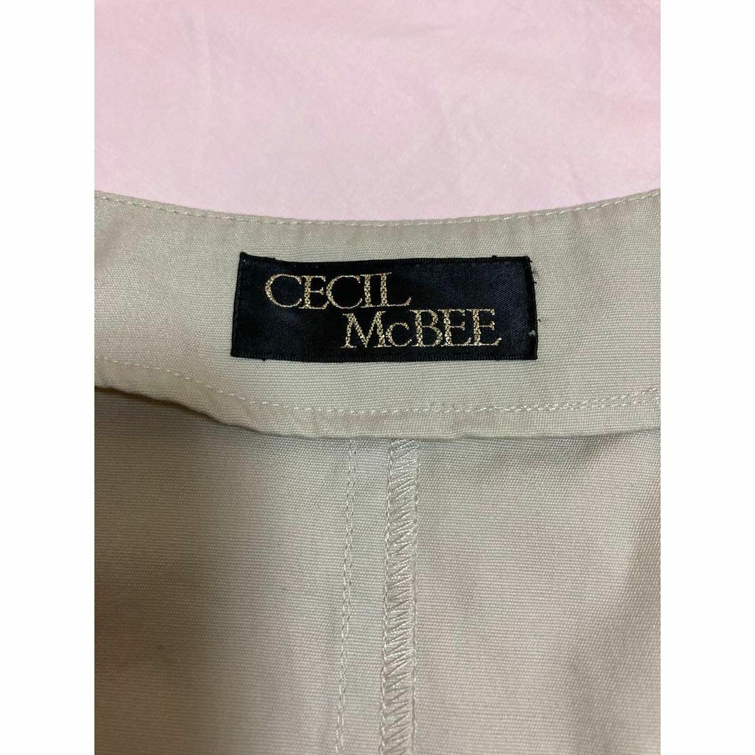 CECIL McBEE(セシルマクビー)のセシルマクビー　ジャケット　M　綿　ノーカラー レディースのジャケット/アウター(ノーカラージャケット)の商品写真