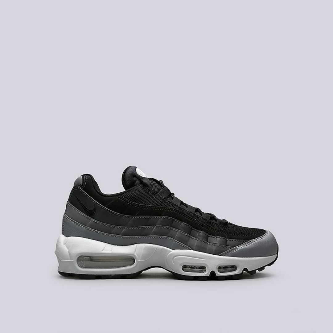 NIKE(ナイキ)の★人気 格安 NIKE AIRMAX95 ブラック アンスラサイト 27cm メンズの靴/シューズ(スニーカー)の商品写真