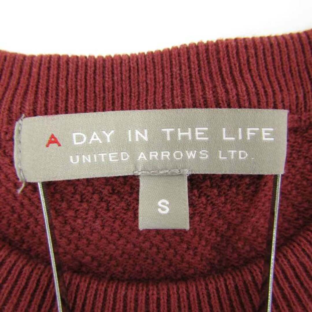 UNITED ARROWS(ユナイテッドアローズ)のユナイテッドアローズ ニット トップス 半袖 A DAY IN THE LIFE レディース Sサイズ レッド UNITED ARROWS レディースのトップス(ニット/セーター)の商品写真