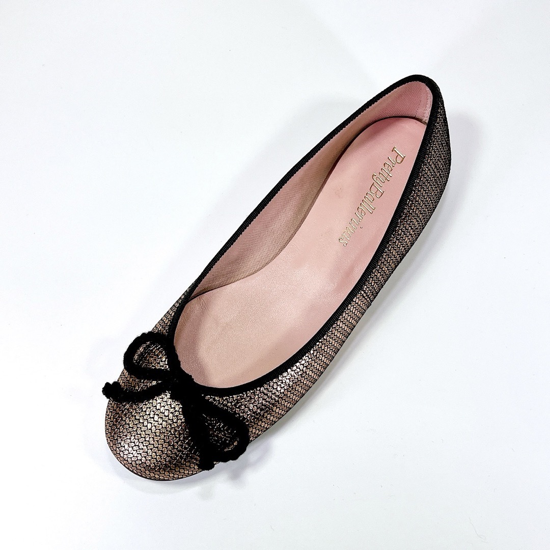【美品】プリティバレリーナ ラメ リボン フラットシューズ ブロンズ 黒24.0 レディースの靴/シューズ(バレエシューズ)の商品写真