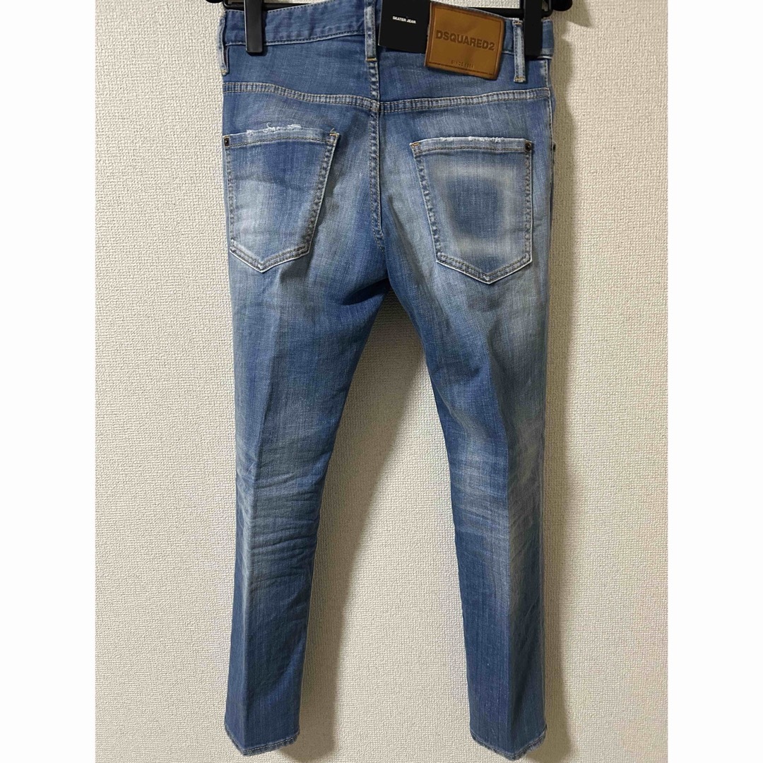 DSQUARED2(ディースクエアード)の2023SS MEDIUM DC WASH SKATER JEANS 44 メンズのパンツ(デニム/ジーンズ)の商品写真