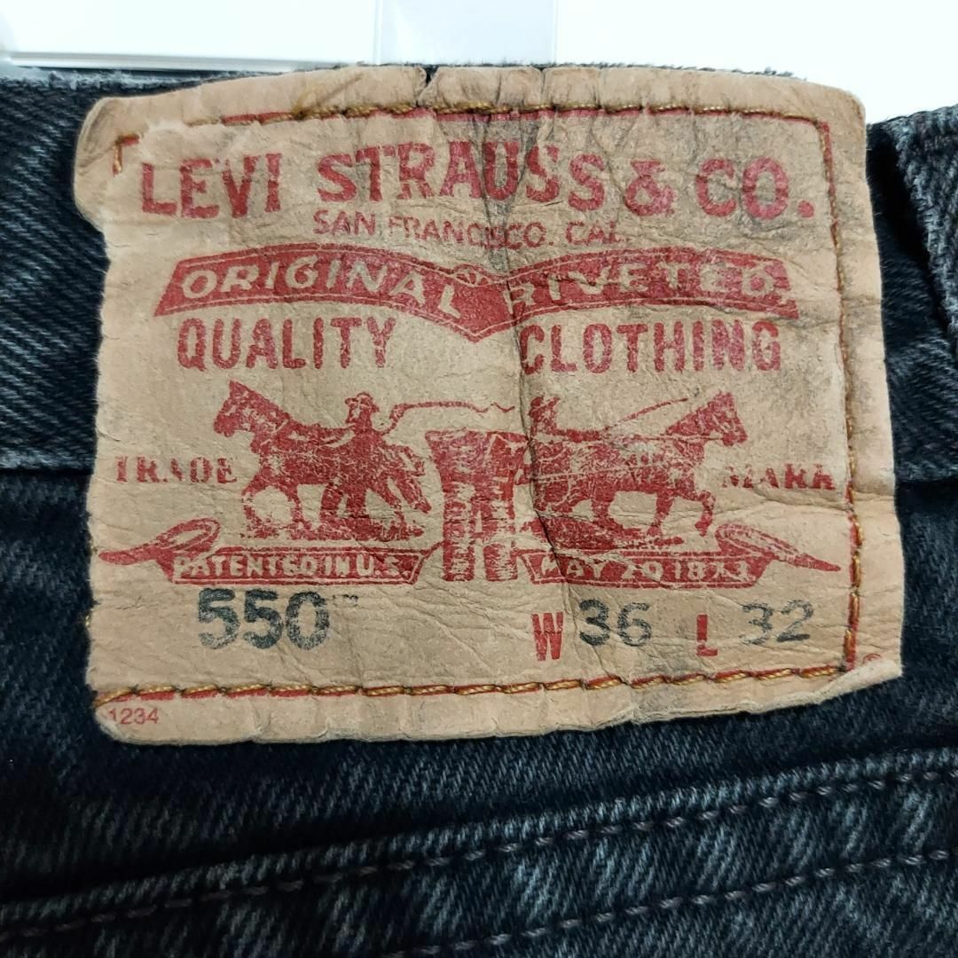 Levi's(リーバイス)のリーバイス550 Levis W36 ブラックデニムパンツ 黒 00s 9061 メンズのパンツ(デニム/ジーンズ)の商品写真