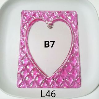 【L46】B7  デコ硬質ケース  キルティング L判 写真 ホロ入り ピンク(アイドルグッズ)