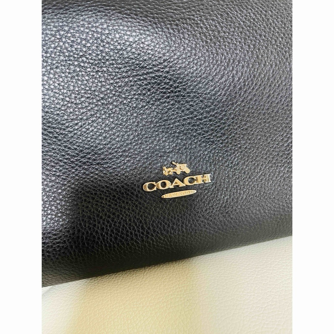 COACH(コーチ)のCOACH コーチ　ショルダーバッグ レディースのバッグ(ショルダーバッグ)の商品写真