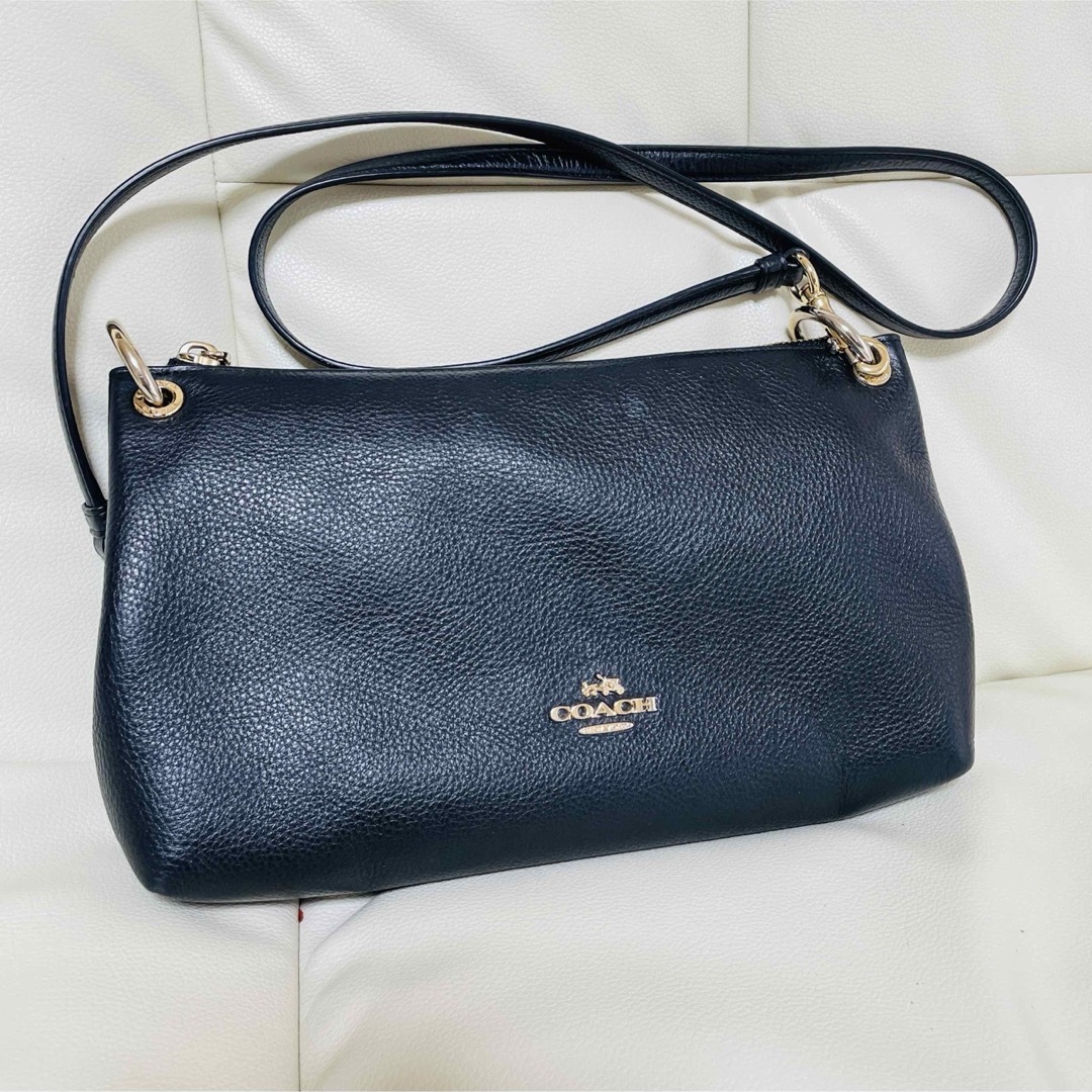 COACH(コーチ)のCOACH コーチ　ショルダーバッグ レディースのバッグ(ショルダーバッグ)の商品写真