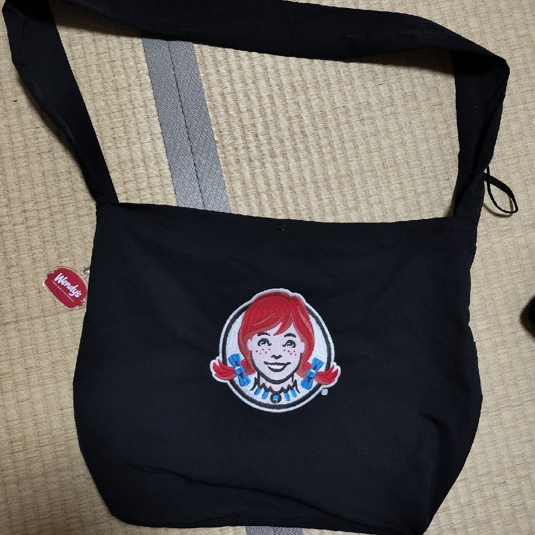 ear PAPILLONNER(イアパピヨネ)のWendy'sウェンディーズ　バッグ【美品】 レディースのバッグ(ショルダーバッグ)の商品写真