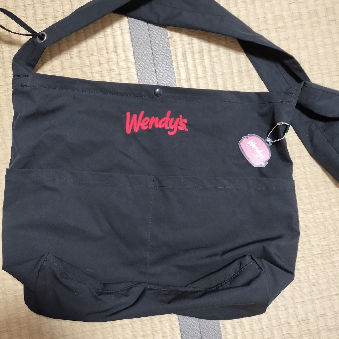 ear PAPILLONNER(イアパピヨネ)のWendy'sウェンディーズ　バッグ【美品】 レディースのバッグ(ショルダーバッグ)の商品写真